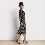 jp Sam Edelman 女性 フレンチストライプ マキシドレス 黒、白 4NFV0P1104 衣服 - Image 2