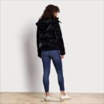 jp Sam Edelman 女性 フード付きショートフグ 黒 4NFV0P1134 衣服 - Image 4